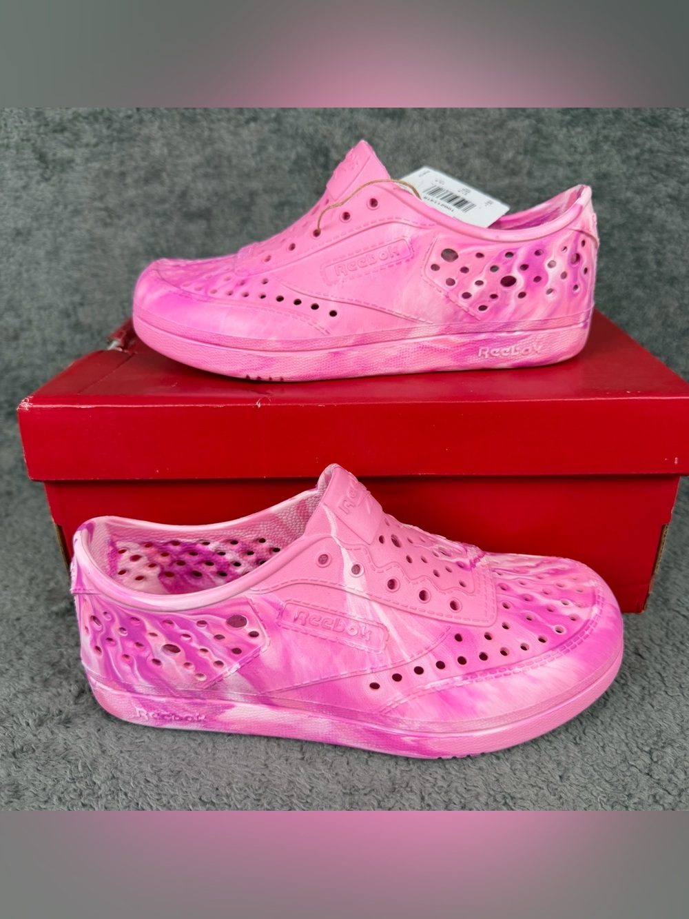 Reebok Classic MLD Kids Size 1 Slip On Shoes Pink Purple Tie Dye Waterproof